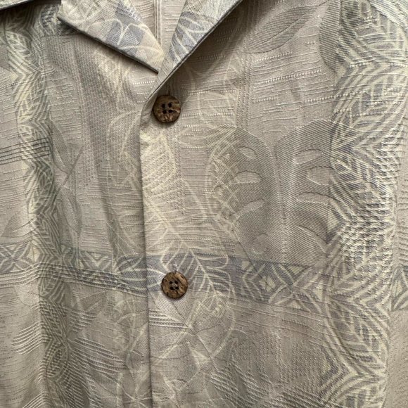 Tommy Bahama Cream Floral Shirt - Picture 4 of 7